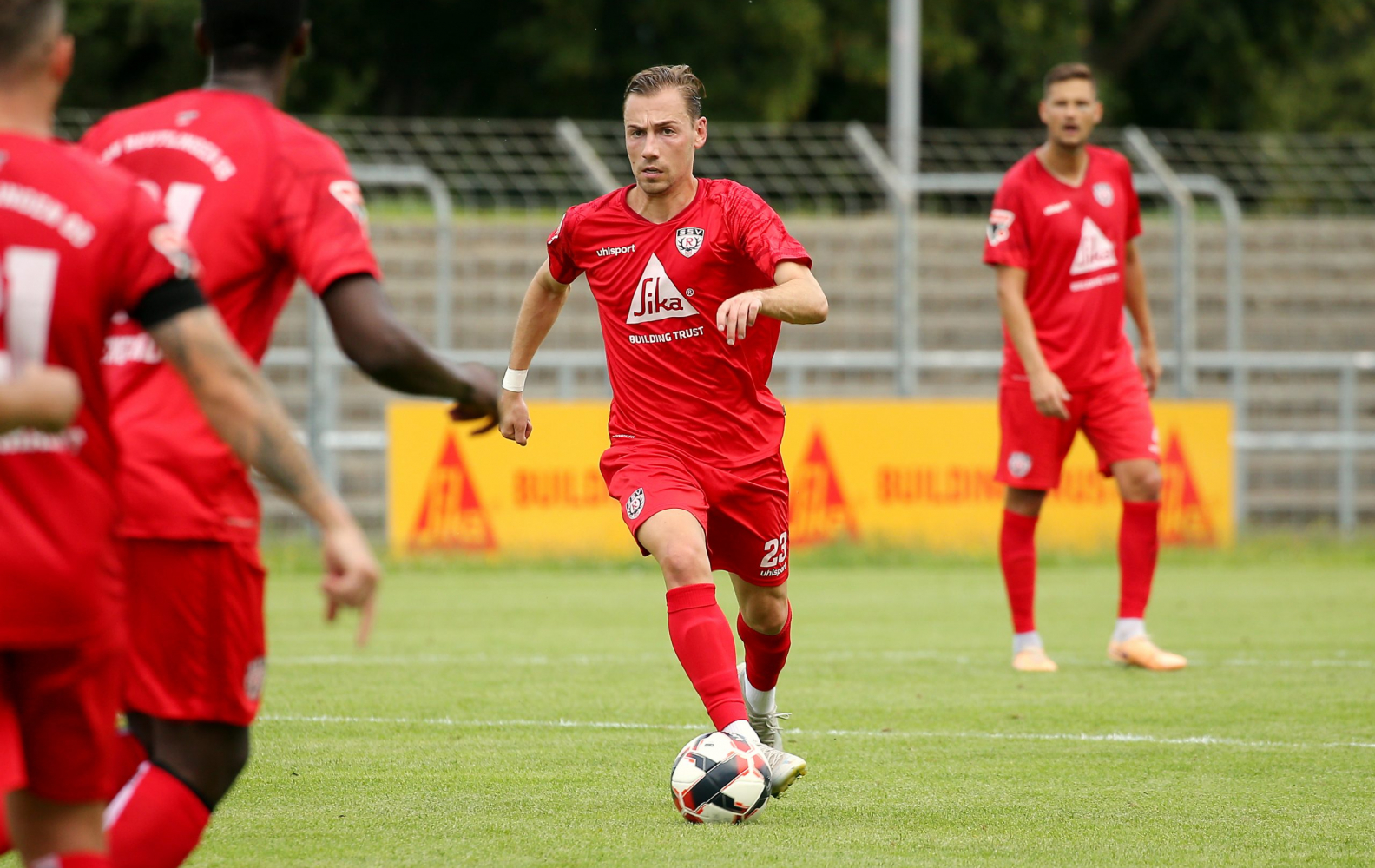 Der SSV Reutlingen empfängt am dritten Spieltag den FC Holzhausen